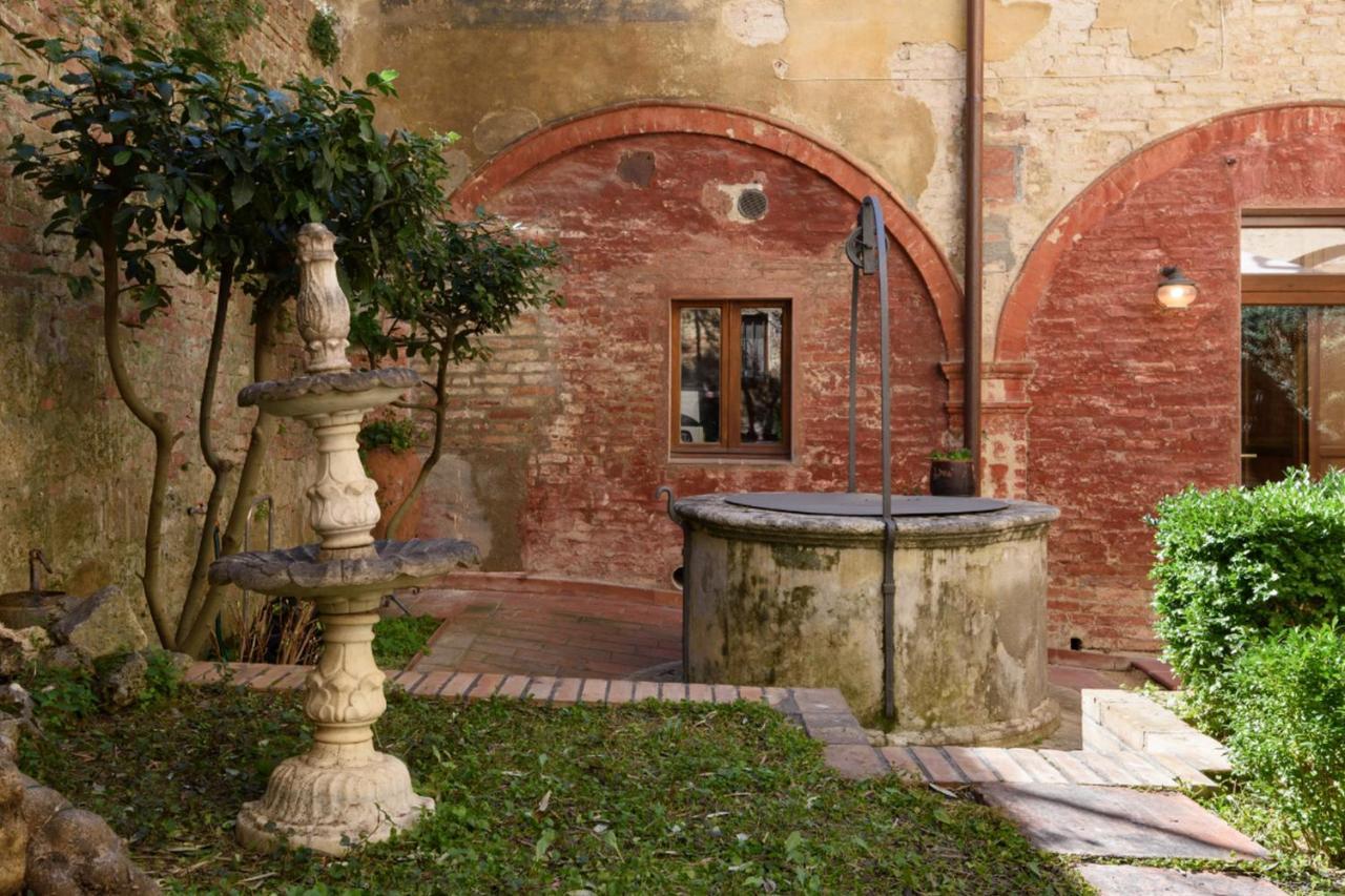 Regis 2* Siena